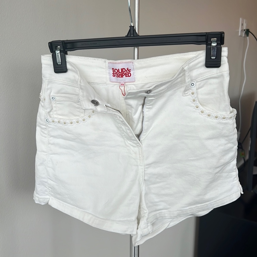 Cloture shop Solid & Striped women ‘s white shorts with flowers brodeie
